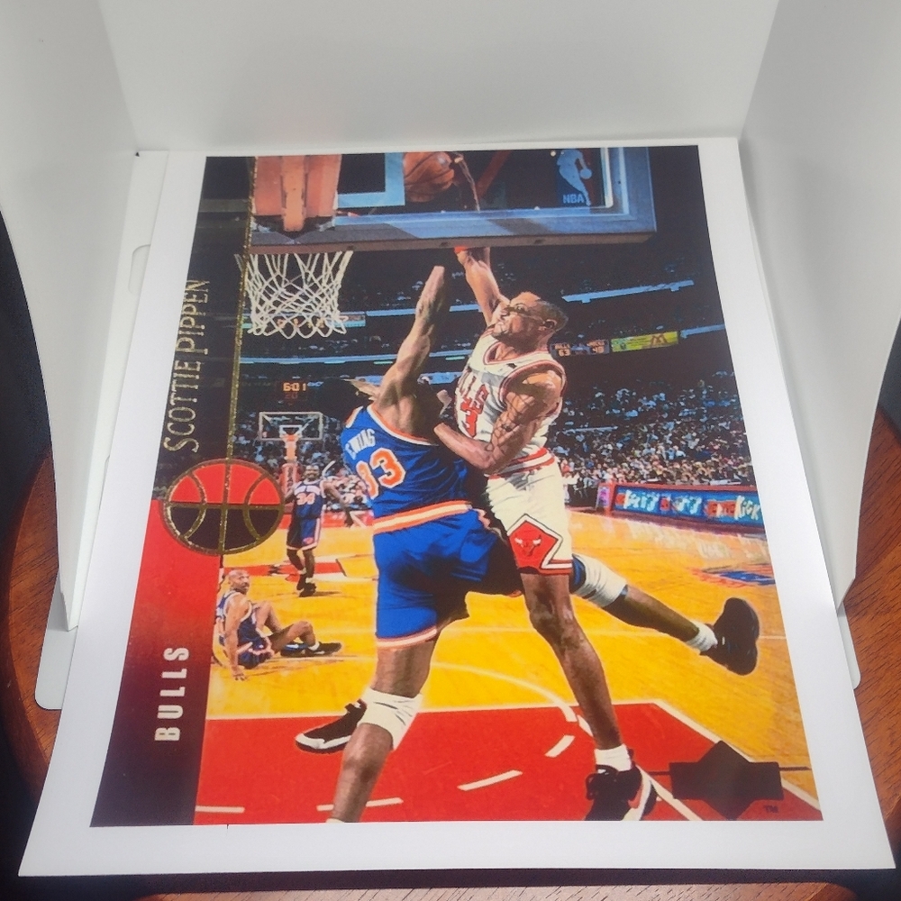 NEW!💯 SCOTTIE PIPPEN VINTAGE 8.5x11 CHICAGO BULLS ULTRA GLOSSY SLAM DUNK POSTER